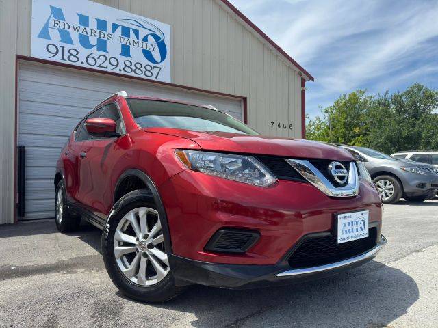 2016 Nissan Rogue SV FWD photo