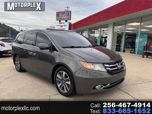 2016 Honda Odyssey Touring FWD photo