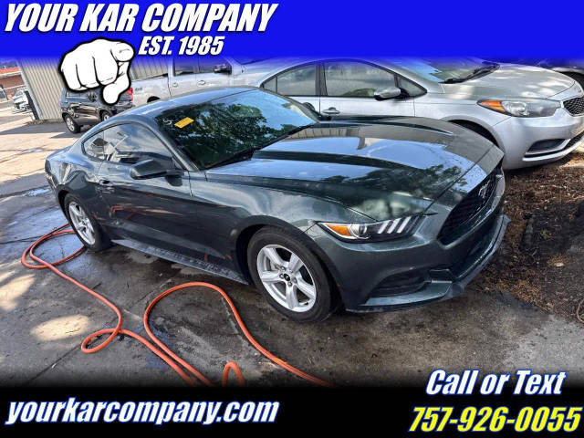 2016 Ford Mustang V6 RWD photo