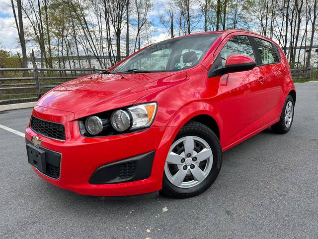 2016 Chevrolet Sonic LS FWD photo