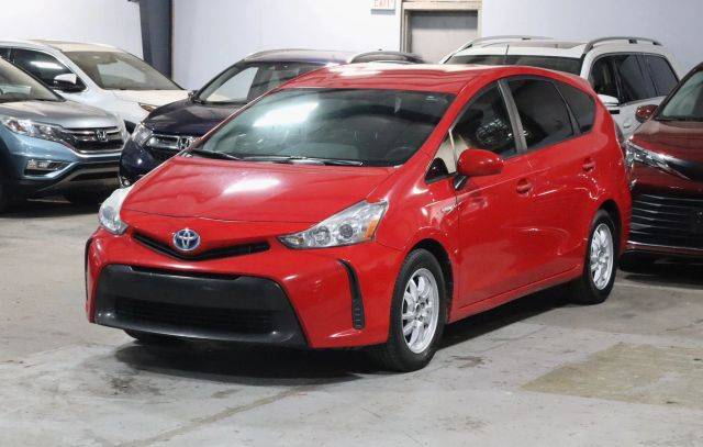 2016 Toyota Prius v Two FWD photo