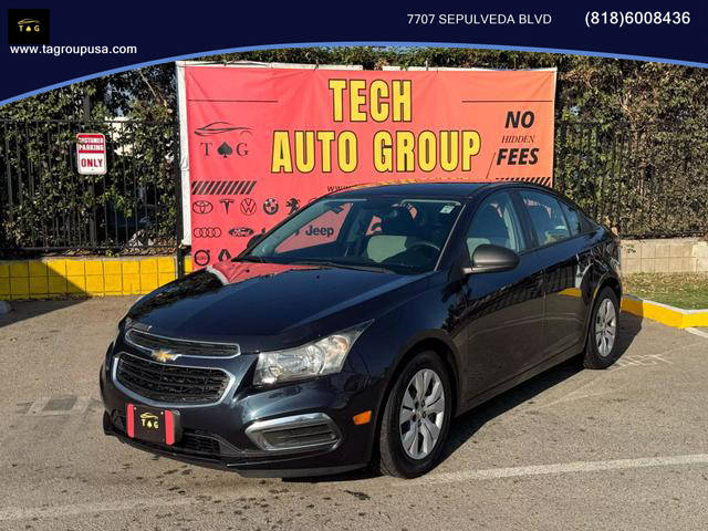 2016 Chevrolet Cruze LS FWD photo