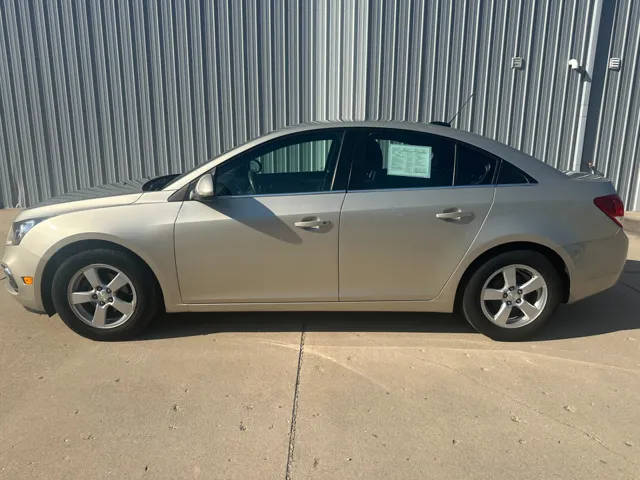 2016 Chevrolet Cruze LT FWD photo