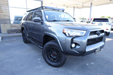 2015 Toyota 4Runner SR5 4WD photo