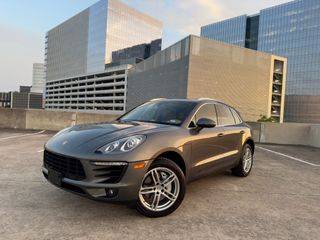 2015 Porsche Macan S AWD photo