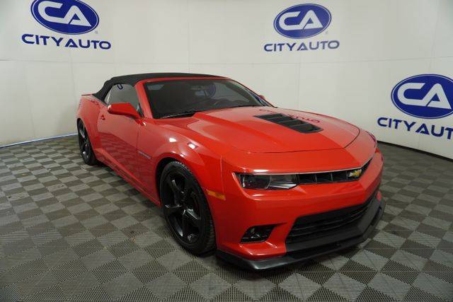 2015 Chevrolet Camaro SS RWD photo