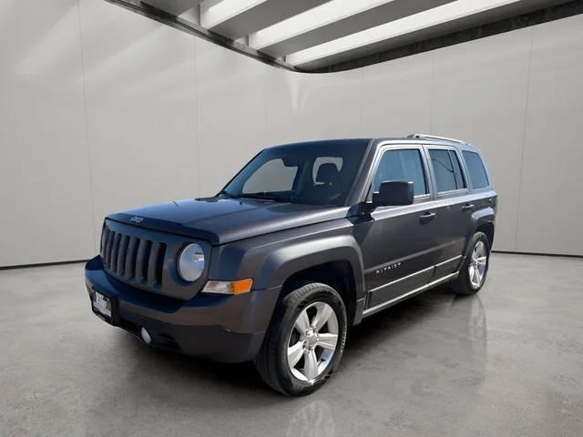 2015 Jeep Patriot Latitude 4WD photo