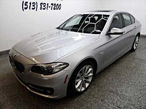 2016 BMW 5 Series 528i xDrive AWD photo