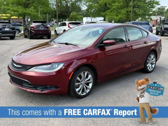 2016 Chrysler 200 S FWD photo