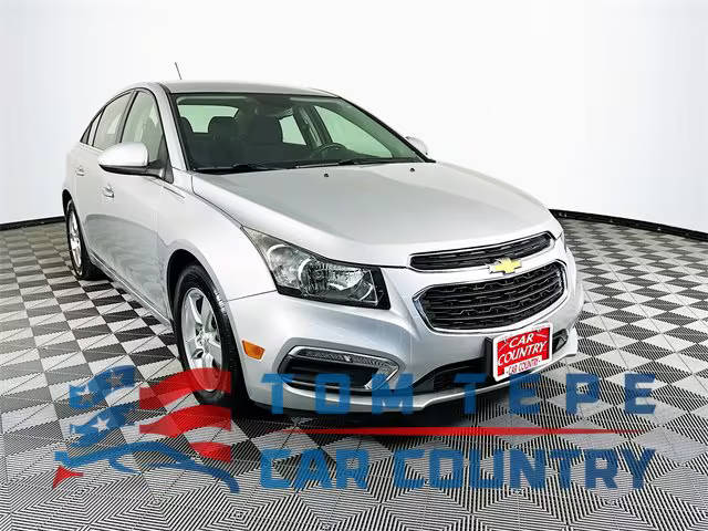 2016 Chevrolet Cruze LT FWD photo