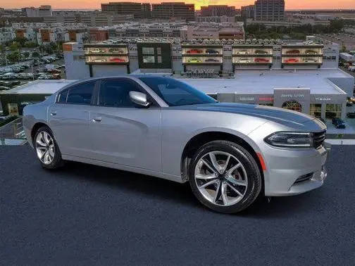 2016 Dodge Charger SXT RWD photo
