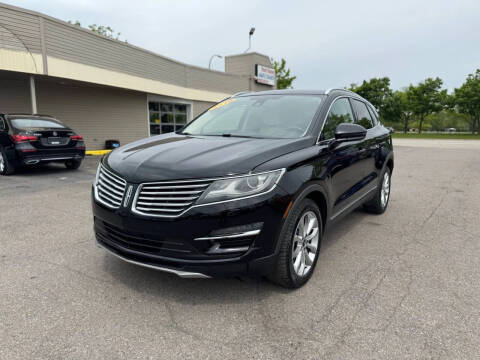2016 Lincoln MKC Select FWD photo