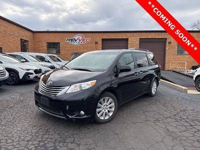 2015 Toyota Sienna XLE AWD photo