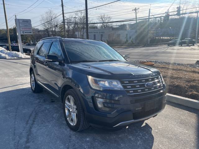 2016 Ford Explorer XLT 4WD photo