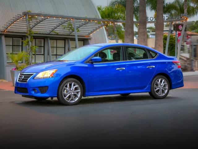 2015 Nissan Sentra SR FWD photo