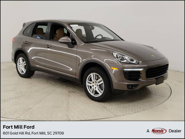2016 Porsche Cayenne AWD photo