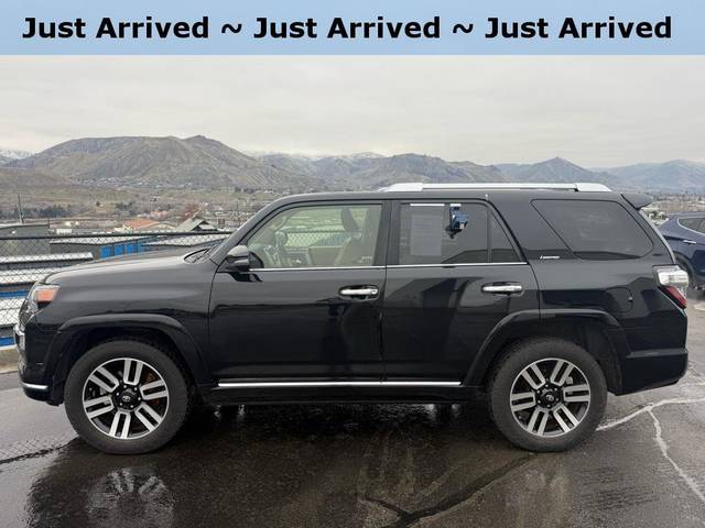 2016 Toyota 4Runner Limited 4WD photo