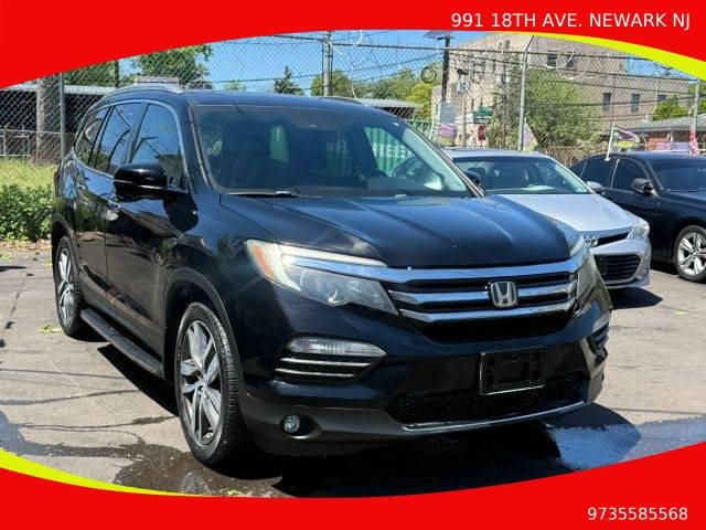 2016 Honda Pilot Touring AWD photo
