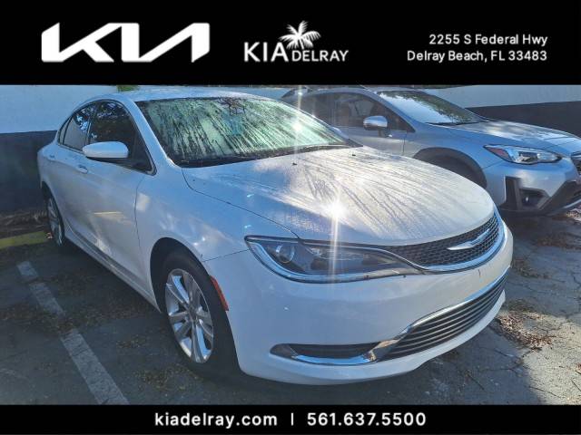 2016 Chrysler 200 Limited FWD photo