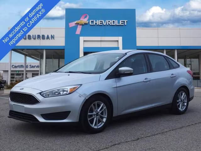 2016 Ford Focus SE FWD photo