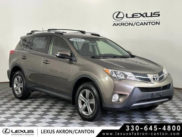 2015 Toyota RAV4 XLE FWD photo