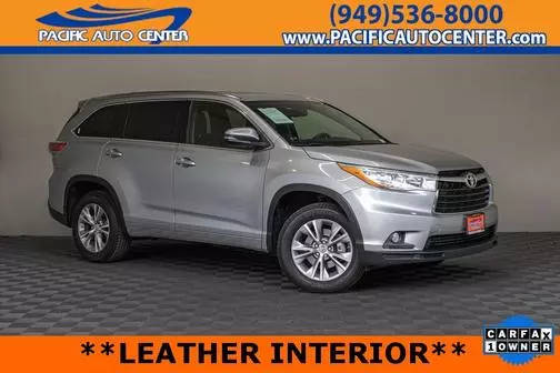 2015 Toyota Highlander XLE FWD photo