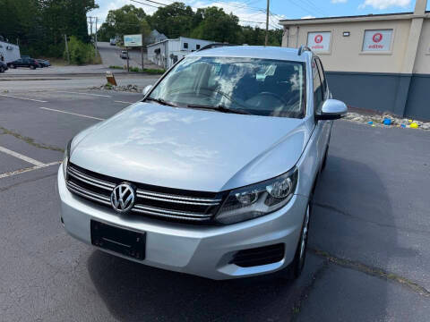 2016 Volkswagen Tiguan S AWD photo