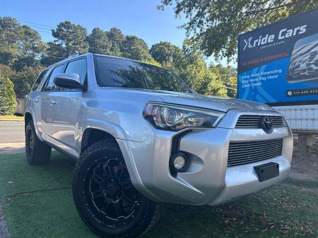 2016 Toyota 4Runner SR5 RWD photo