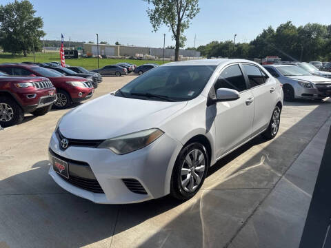 2015 Toyota Corolla LE FWD photo