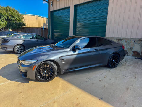 2015 BMW M4  RWD photo