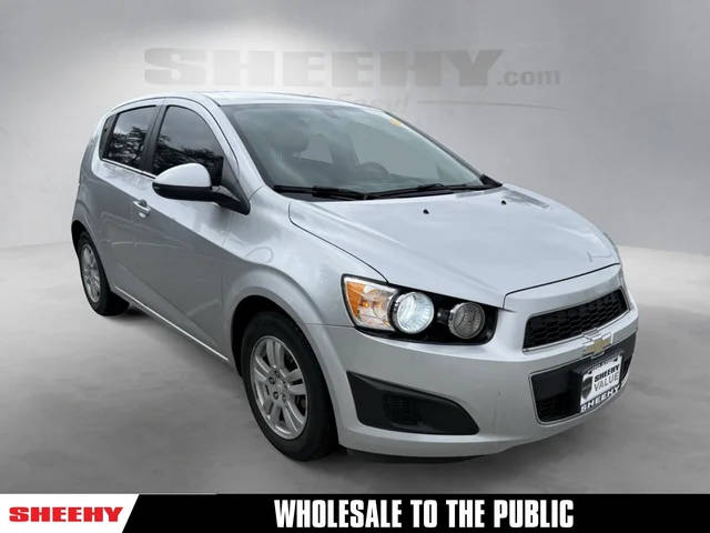 2015 Chevrolet Sonic LT FWD photo