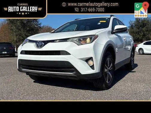 2016 Toyota RAV4 XLE FWD photo
