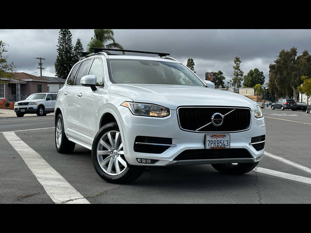 2016 Volvo XC90 T6 Momentum AWD photo