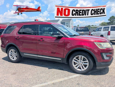 2016 Ford Explorer XLT FWD photo