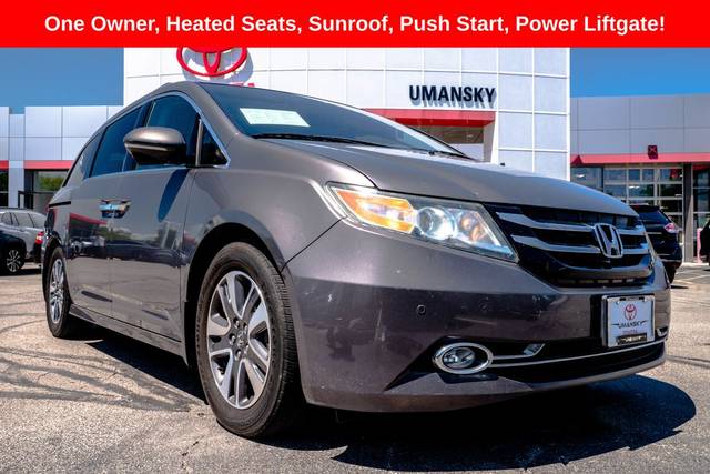 2016 Honda Odyssey Touring FWD photo