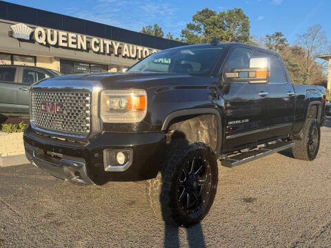 2016 GMC Sierra 2500HD Denali 4WD photo