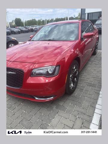 2016 Chrysler 300 300S RWD photo
