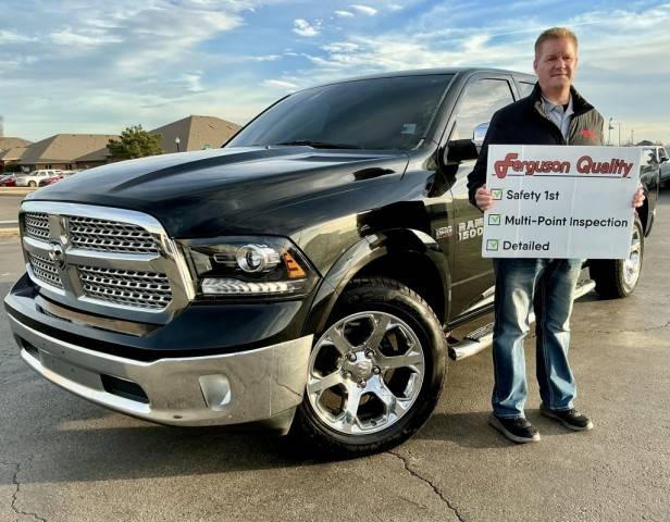 2016 Ram 1500 Laramie RWD photo