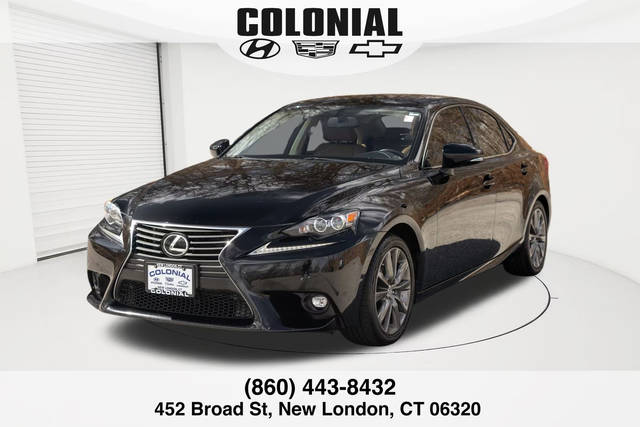 2016 Lexus IS AWD photo