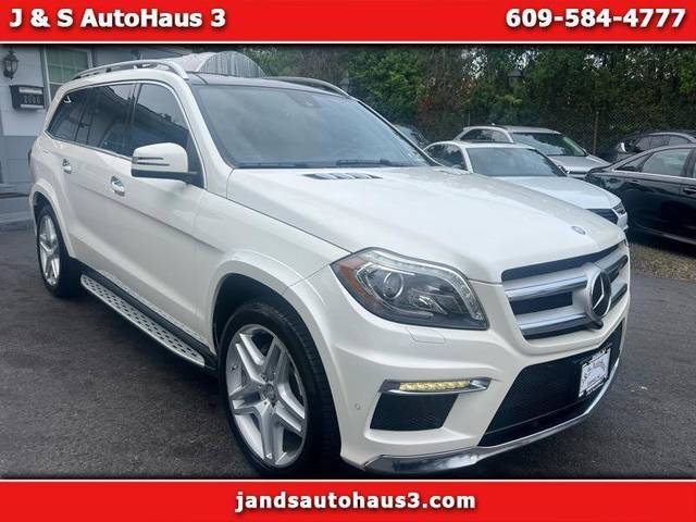 2016 Mercedes-Benz GL-Class GL 550 AWD photo