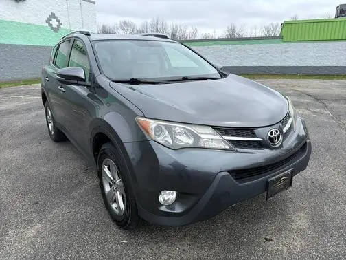2015 Toyota RAV4 XLE AWD photo