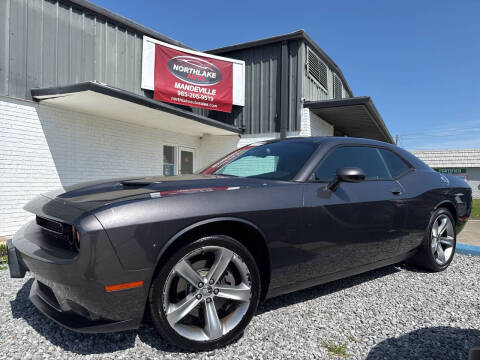 2016 Dodge Challenger R/T RWD photo