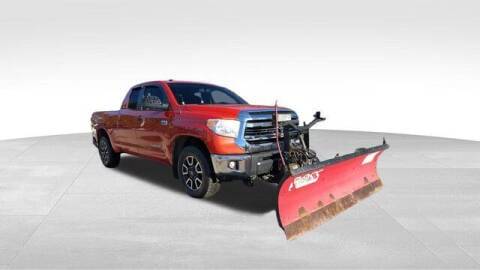 2016 Toyota Tundra SR5 4WD photo