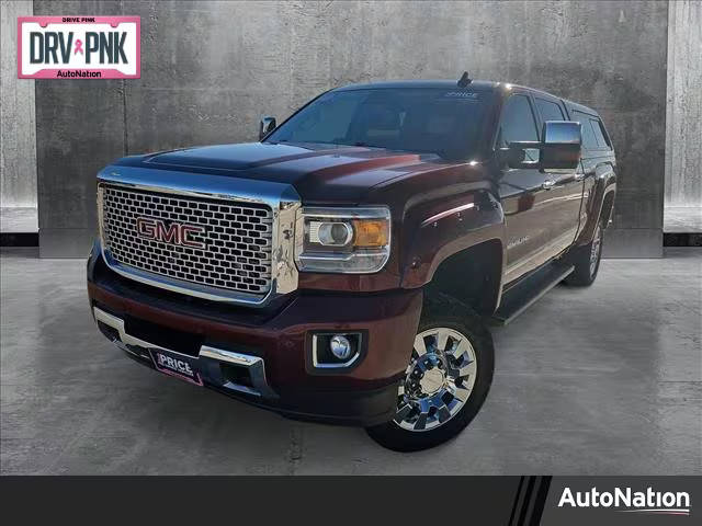 2016 GMC Sierra 2500HD Denali 4WD photo