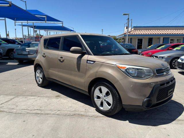 2016 Kia Soul Base FWD photo