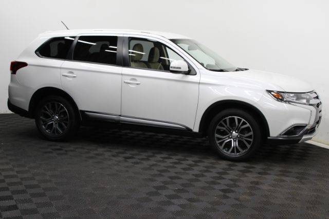 2016 Mitsubishi Outlander SEL FWD photo