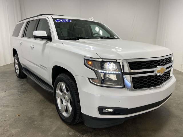 2016 Chevrolet Suburban LT RWD photo