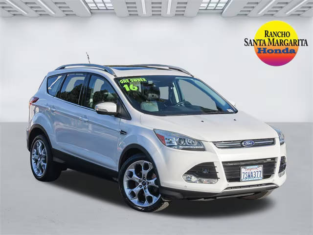 2016 Ford Escape Titanium FWD photo