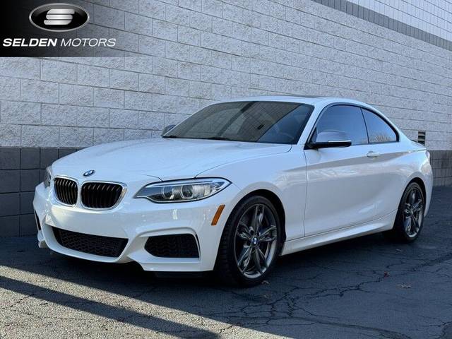 2016 BMW 2 Series M235i RWD photo