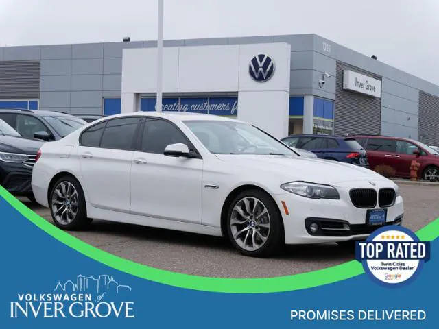 2016 BMW 5 Series 528i xDrive AWD photo